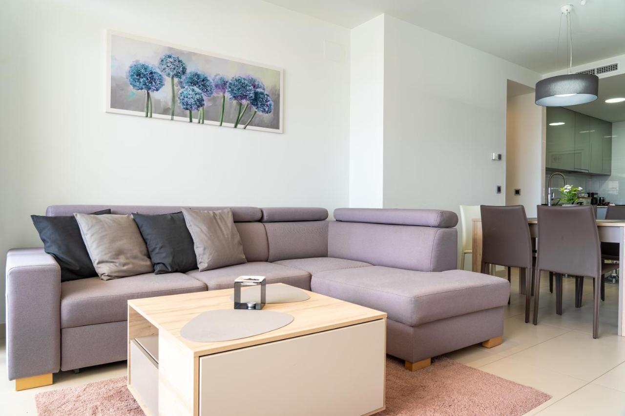 Sunset Drive 90210 Apartment เบนิดอร์ม ภายนอก รูปภาพ