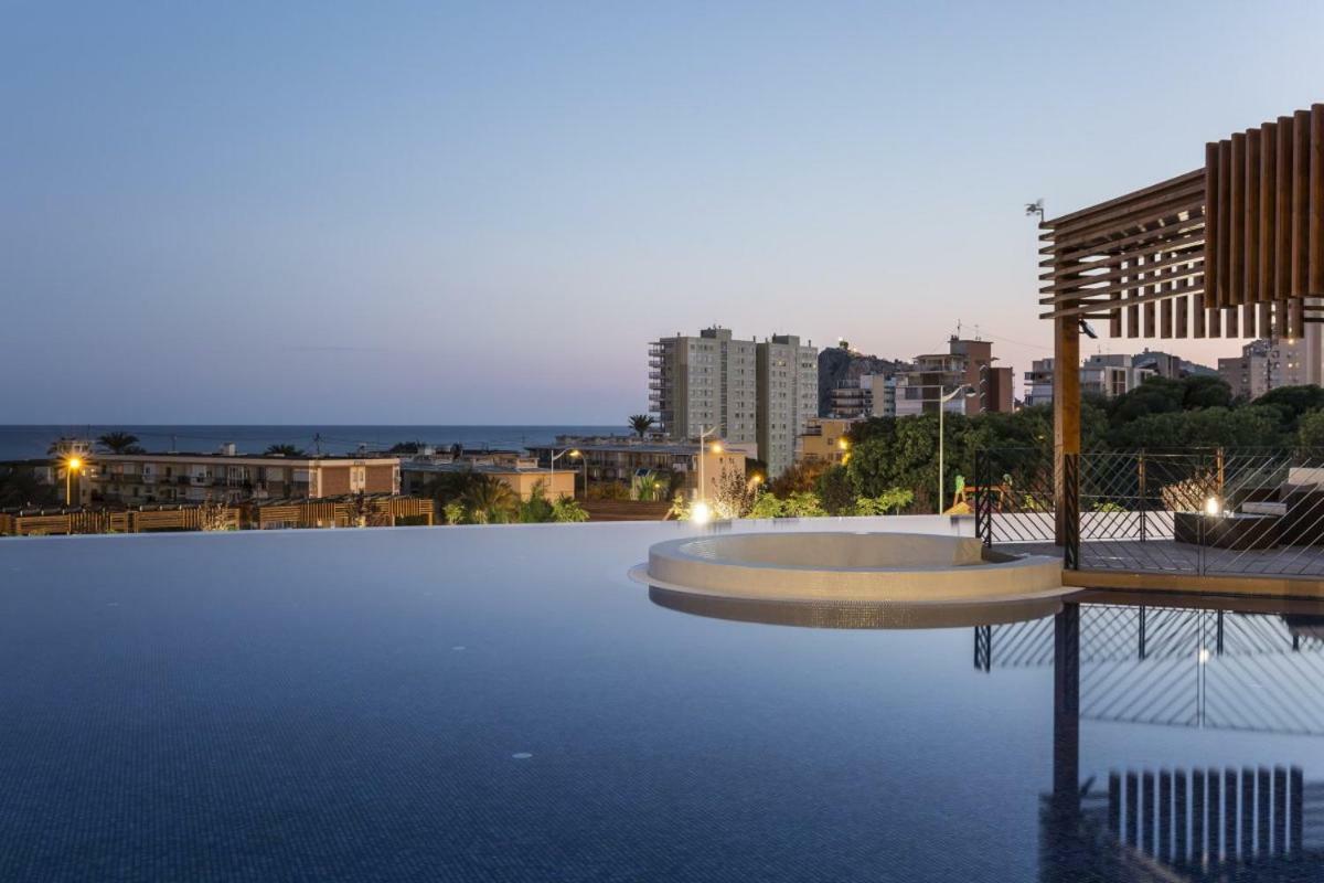 Sunset Drive 90210 Apartment เบนิดอร์ม ภายนอก รูปภาพ